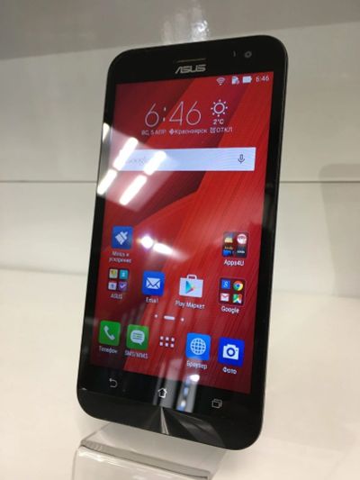 Лот: 15787747. Фото: 1. Смартфон Asus ZenFone ZE500KL... Смартфоны
