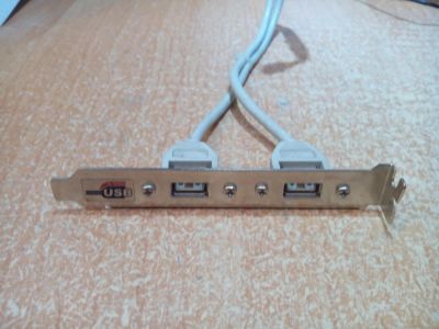 Лот: 6479100. Фото: 1. планка с двумя USB разъемами для... Другое (комплектующие)