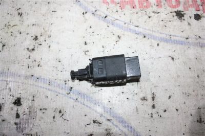 Лот: 21718588. Фото: 1. датчик стоп-сигнала Chevrolet... Двигатель и элементы двигателя