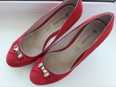 Лот: 11617211. Фото: 1. Туфли, 40 размер. Туфли