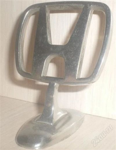 Лот: 1243586. Фото: 1. Значок HONDA. Другое (оснащение, оборудование, аксессуары)