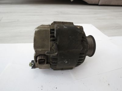 Лот: 18655117. Фото: 1. Генератор на Honda Stream RN1... Электрооборудование