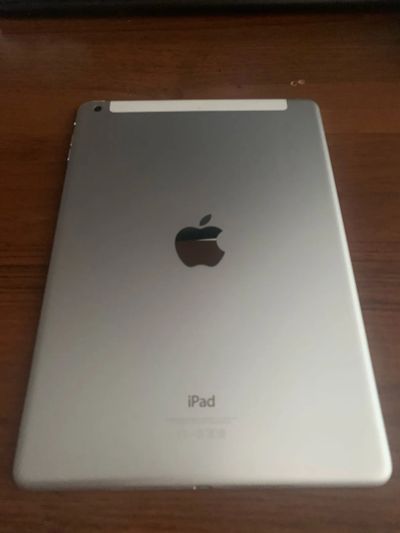 Лот: 18897745. Фото: 1. Ipad Air A1475. Планшеты