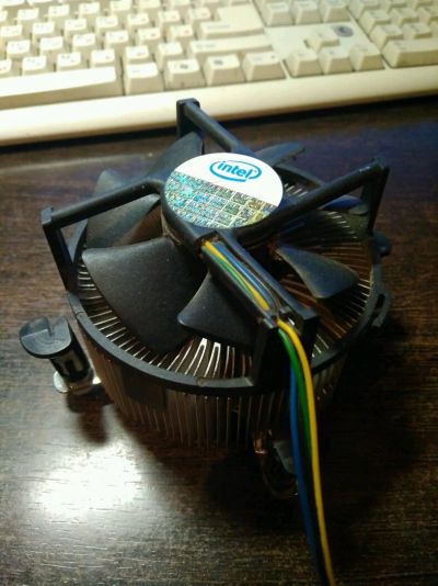 Лот: 13154967. Фото: 1. Кулер Intel S775. Системы охлаждения