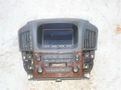 Лот: 2210672. Фото: 1. Климат-контроль Toyota Harrier... Салон