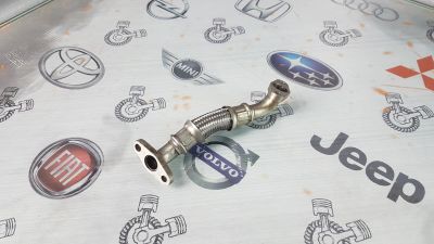 Лот: 24420891. Фото: 1. Трубка масляная Audi A5 CDHB 06H145735H. Двигатель и элементы двигателя