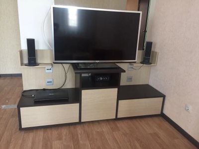 Лот: 9724010. Фото: 1. тумба под телевизор. Стойки и тумбы для аппаратуры