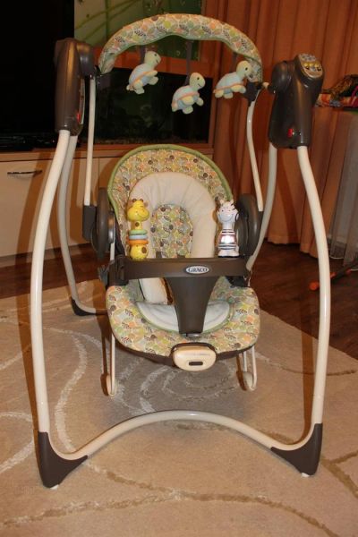 Лот: 3433285. Фото: 1. Электрокачели 2 в 1 Graco Swing... Ходунки, прыгунки, качели