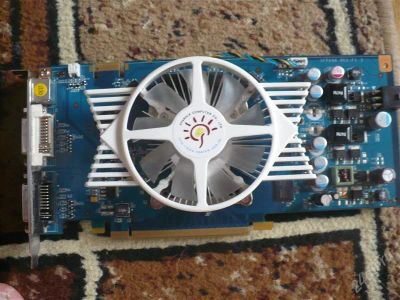 Лот: 1282865. Фото: 1. нерабочая видеокарта GeForce 9600... Видеокарты