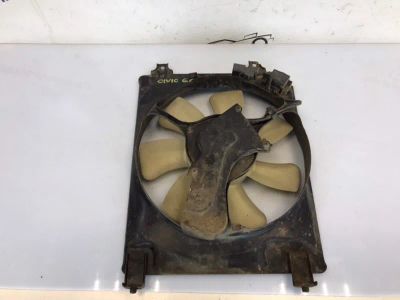 Лот: 21705672. Фото: 1. диффузор Honda Civic 4D FD1. Двигатель и элементы двигателя