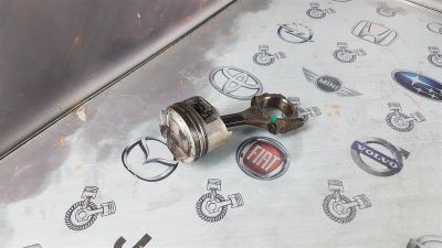 Лот: 23587334. Фото: 1. Шатун Toyota Starlet 4E-FTE 13201-19105... Двигатель и элементы двигателя