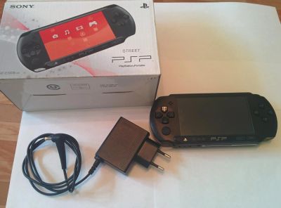 Лот: 3996661. Фото: 1. psp-E1008. Прошита, в идеале!. Игровые приставки, консоли