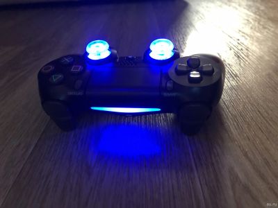 Лот: 13561528. Фото: 1. Геймпад DualShock 4 V2 PS4. Аксессуары для игровых приставок, консолей, геймпады