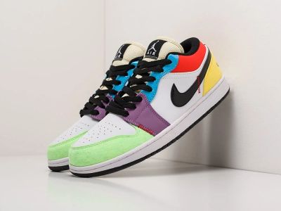 Лот: 18715046. Фото: 1. Кроссовки Nike Air Jordan 1 Low... Кеды, кроссовки, слипоны