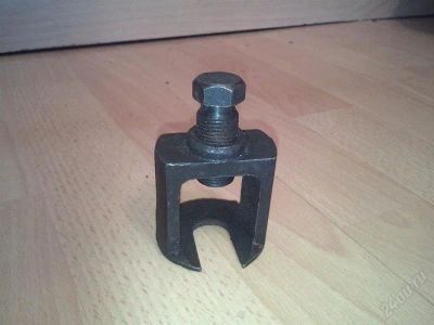 Лот: 2699940. Фото: 1. Съемник шаровых. Ручные инструменты для автомобиля