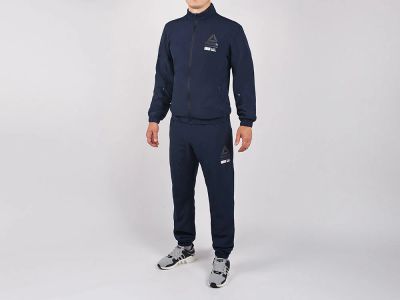 Лот: 10185832. Фото: 1. костюм Reebok Erb. Костюмы классические, деловые