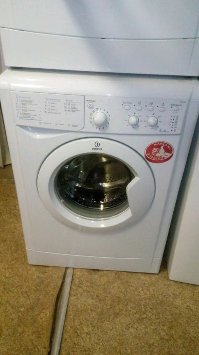 Лот: 6192665. Фото: 1. Стиральная машина Indesit IWSC5085... Стиральные машины