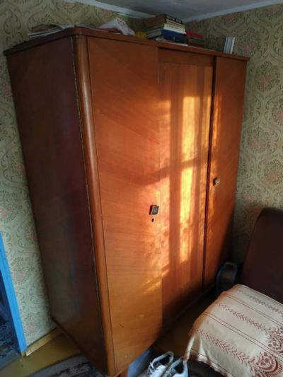 Лот: 17482163. Фото: 1. Шкаф старинный. Предметы интерьера и быта