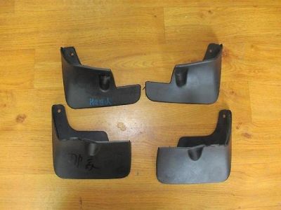 Лот: 10715370. Фото: 1. Куплю брызговики на Toyota Nadia... Кузов