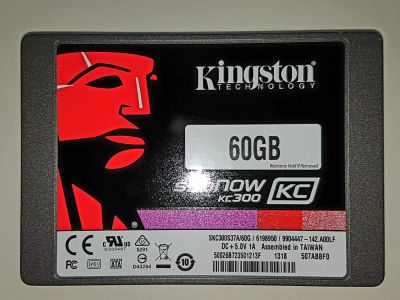 Лот: 10596463. Фото: 1. Kingston SSDNow V300 60 GB в Идеальном... SSD-накопители