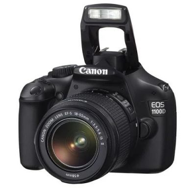 Лот: 4761461. Фото: 1. Продам фотоаппарат Canon EOS 550D... Цифровые зеркальные