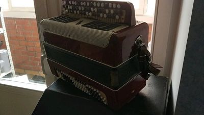 Лот: 14031347. Фото: 1. Баян Восток в хорошем состоянии... Баяны, аккордеоны, гармони