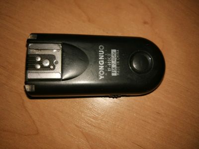 Лот: 10969355. Фото: 1. Вспышка Yongnuo YN560-lll для... Вспышки, осветители, рассеиватели