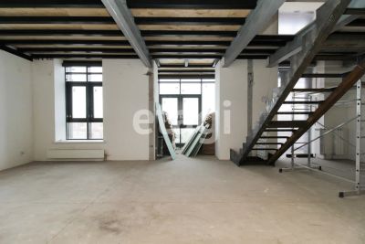 Лот: 25299196. Фото: 1. 4-комн. квартира , Красноярск... Квартиры, студии