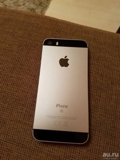 Лот: 13551975. Фото: 1. Iphone SE 32 gb. Смартфоны