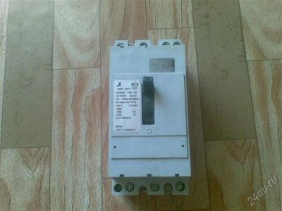 Лот: 988428. Фото: 1. автомат 100А. Автоматы, пакетники, предохранители