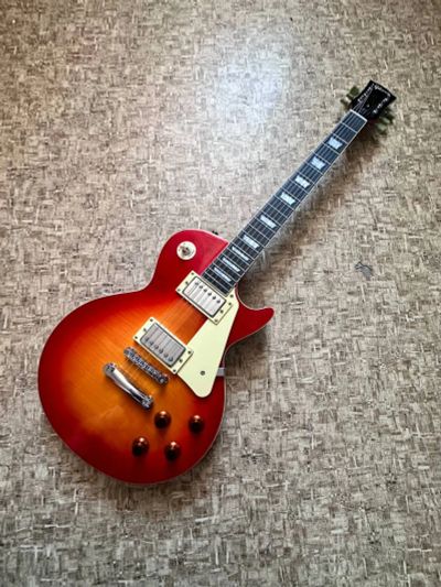 Лот: 20904372. Фото: 1. Электрогитара Gibson Les Paul... Гитары