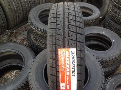Лот: 4646320. Фото: 1. 195 65r15 Вridgestone Blizzak... Шины