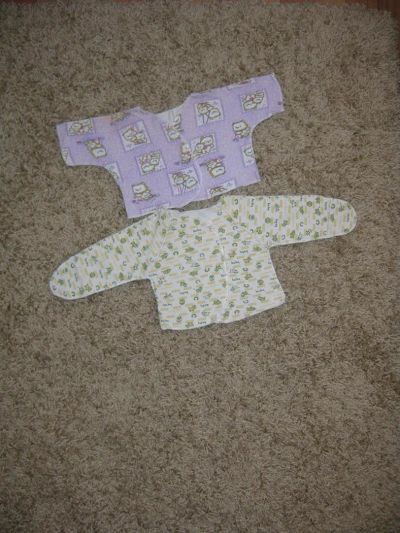 Лот: 3025552. Фото: 1. Распашонки. Ползунки, распашонки, слипы