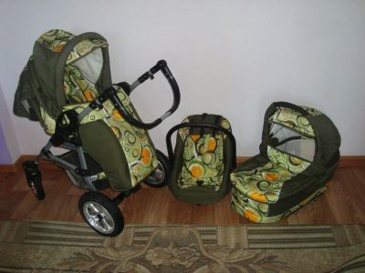 Лот: 4620099. Фото: 1. Коляска verdi max. Коляски