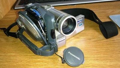 Лот: 3625638. Фото: 1. Видеокамера Panasonic VDR-M70... Видеокамеры