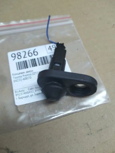 Лот: 21397619. Фото: 1. концевик двери Toyota Premio ZZT240. Двигатель и элементы двигателя