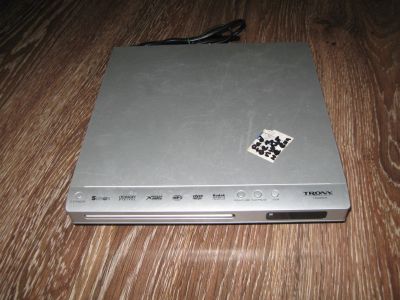 Лот: 17419621. Фото: 1. DVD Trony t-dvd2010x рабочий без... Плееры