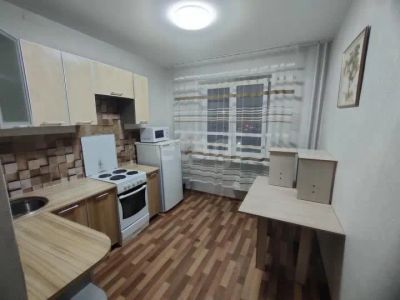 Лот: 25763094. Фото: 1. 1-комн. квартира , Красноярск... Квартиры, студии