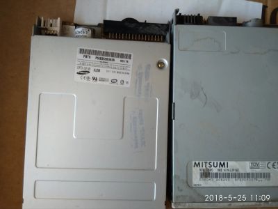 Лот: 11574386. Фото: 1. Флоппики. Приводы CD, DVD, BR, FDD