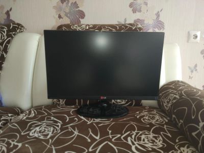 Лот: 9151390. Фото: 1. Монитор LG 23. ЖК-мониторы