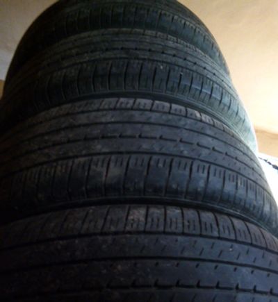 Лот: 10167108. Фото: 1. 235/55 r19 Bridgestone за 4шт. Шины