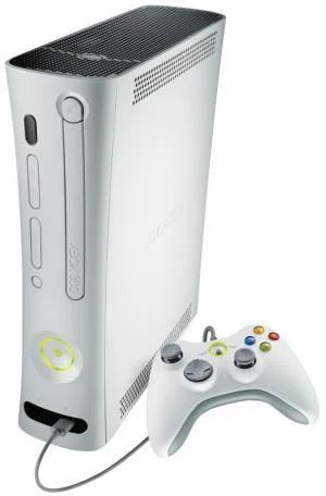 Лот: 4756095. Фото: 1. Продам игровую консоль Microsoft... Игровые приставки, консоли