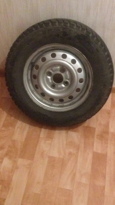 Лот: 12504075. Фото: 1. Шины зимние Nokian Hakka 4 шт... Шины на дисках