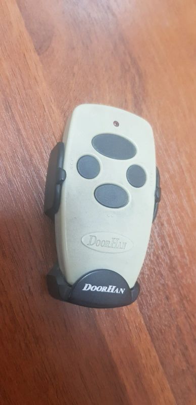 Лот: 17057672. Фото: 1. Пульт DoorHan Transmitter 4 433MHZ... Ворота, заборы, шлагбаумы