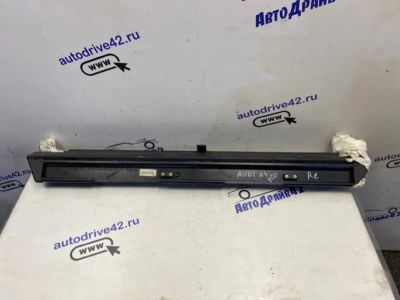 Лот: 21714500. Фото: 1. шторка багажника Audi A4 8D5. Кузов