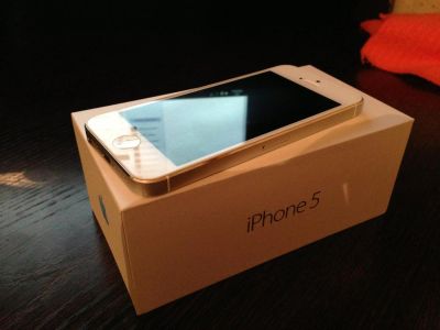 Лот: 3173754. Фото: 1. iPhone 5 32 GB белый. Смартфоны