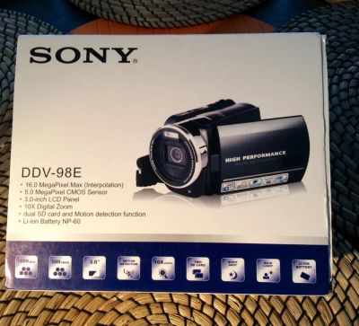 Лот: 6320220. Фото: 1. Цифровая видеокамера Sony DDV-98E... Видеокамеры