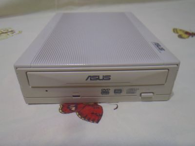 Лот: 15209991. Фото: 1. Внешний привод Asus DRW-1608P2S-D. Приводы CD, DVD, BR, FDD