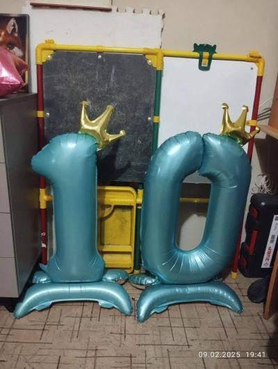 Лот: 25008810. Фото: 1. Цыфра 10 на день рождения. Праздничный декор