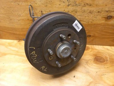 Лот: 18524622. Фото: 1. Ступица Mazda Premacy CP8W FPDE... Ходовая, подвеска, рулевое управление